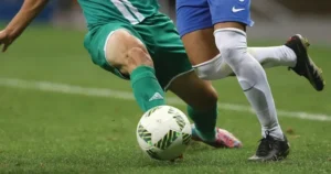 Chi Tiết Luật Bóng Trong Cuộc Và Bóng Ngoài Cuộc Theo FIFA
